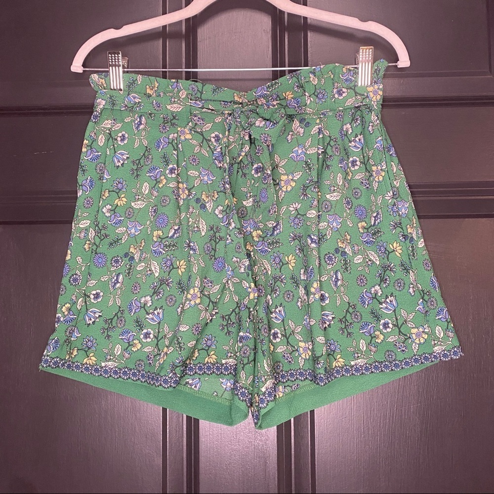 Max Studio Green & Blue Preppy Paperbag Waist Shorts NWT Size Medium